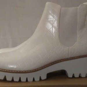 Coconuts by Matisse Preston White Crocadile Boots - Size 8.5M Women